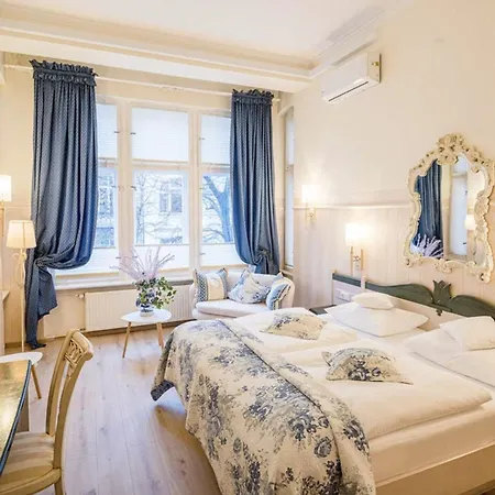 Hotel Augusta Am Kurfuerstendamm-2