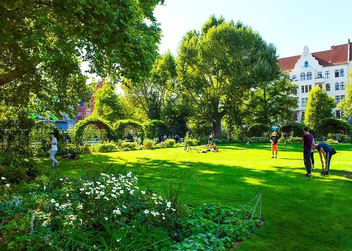 Pension Peters - Das AndereHotel Berlin